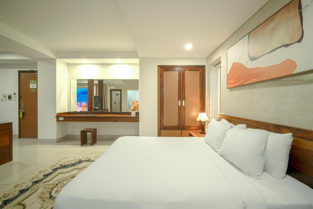 Emerald Boutique Hotel Danang Exterior photo