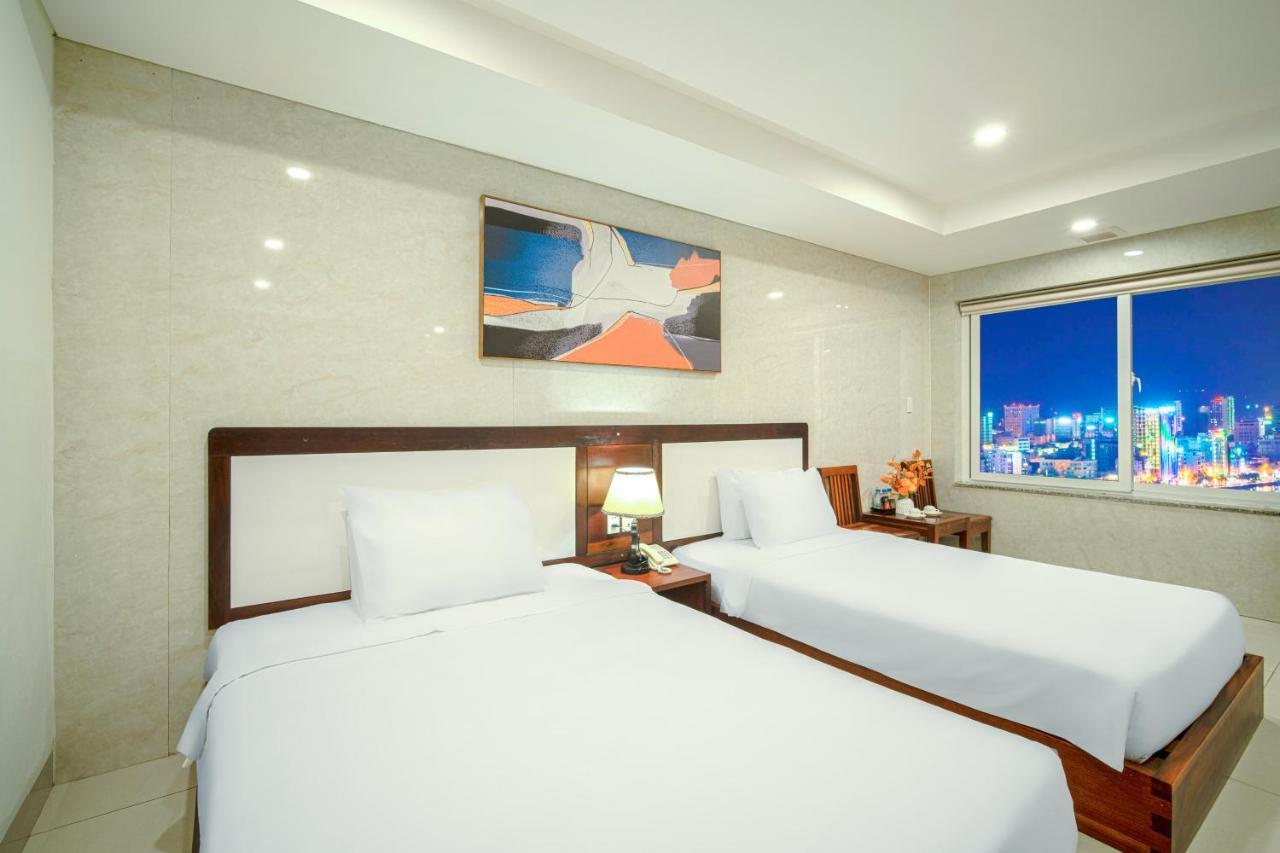 Emerald Boutique Hotel Danang Exterior photo