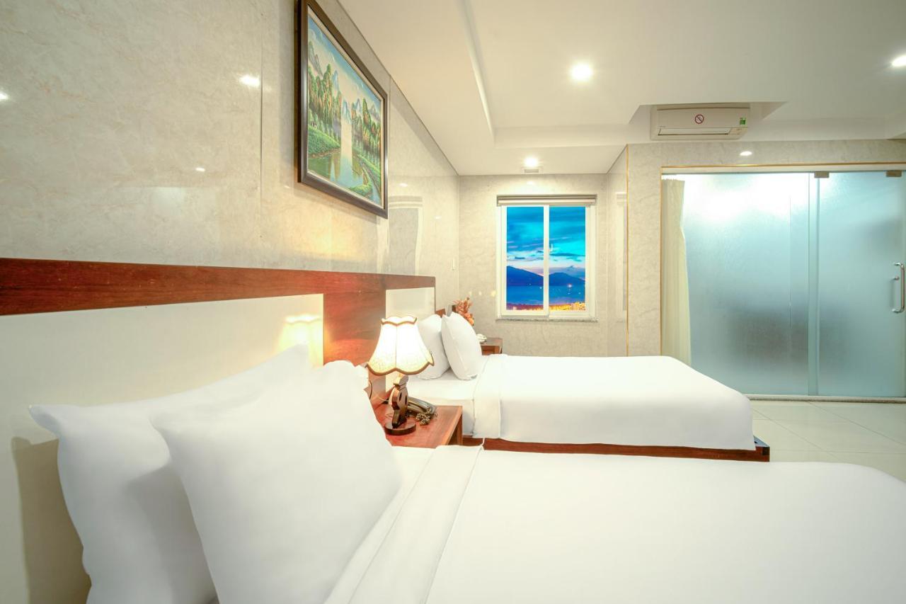 Emerald Boutique Hotel Danang Exterior photo