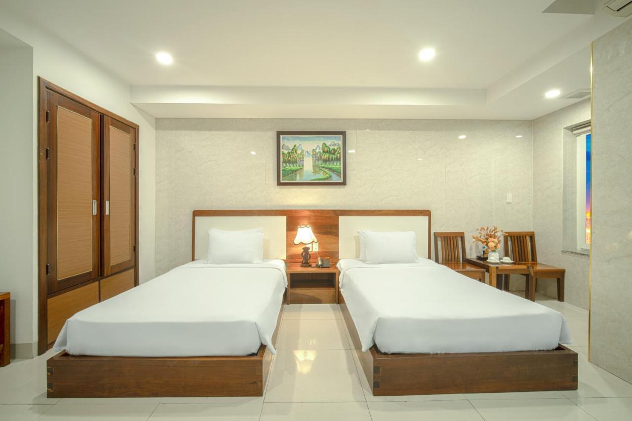 Emerald Boutique Hotel Danang Exterior photo